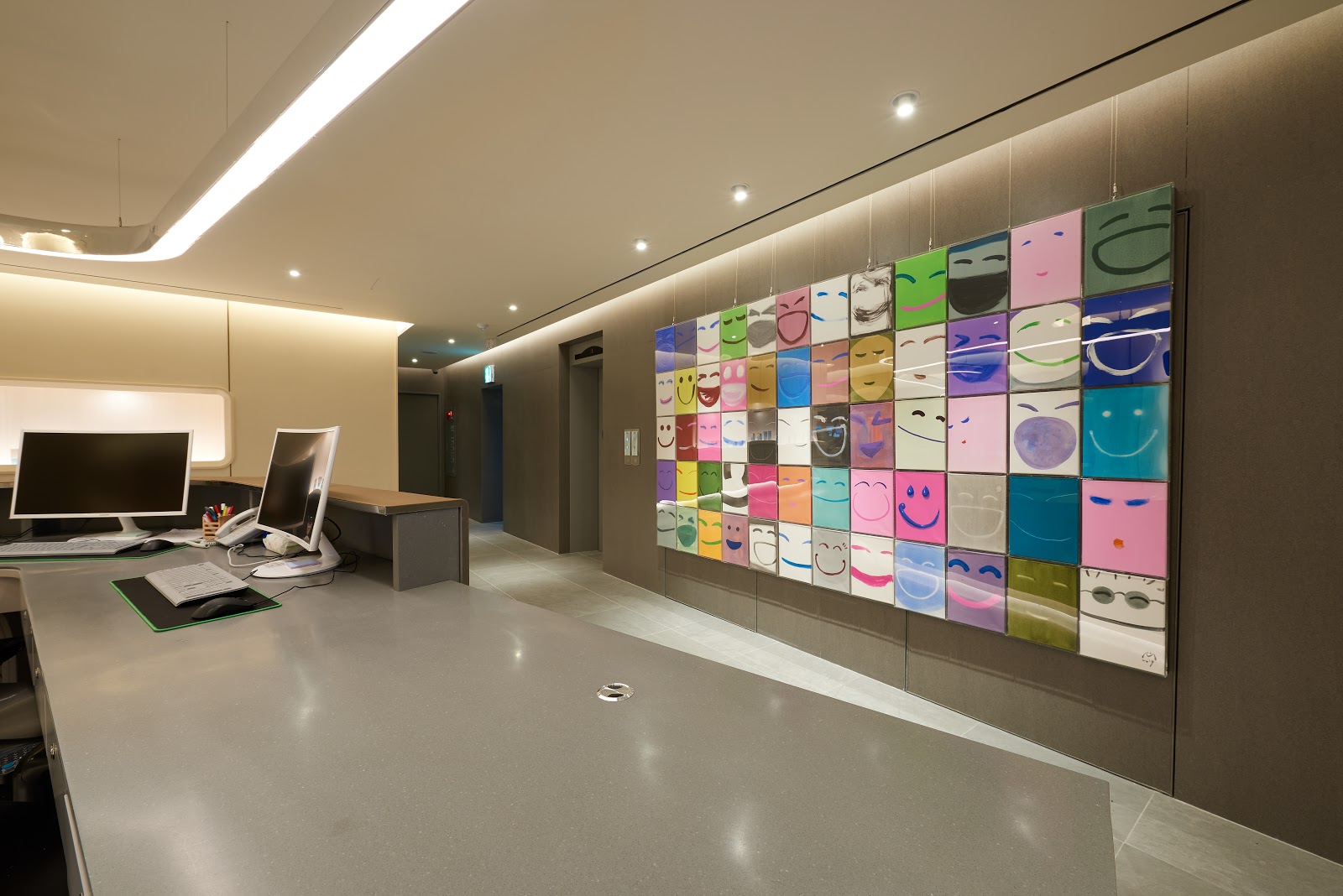 Gangnam Smile Eye Clinic (강남스마일안과의원)