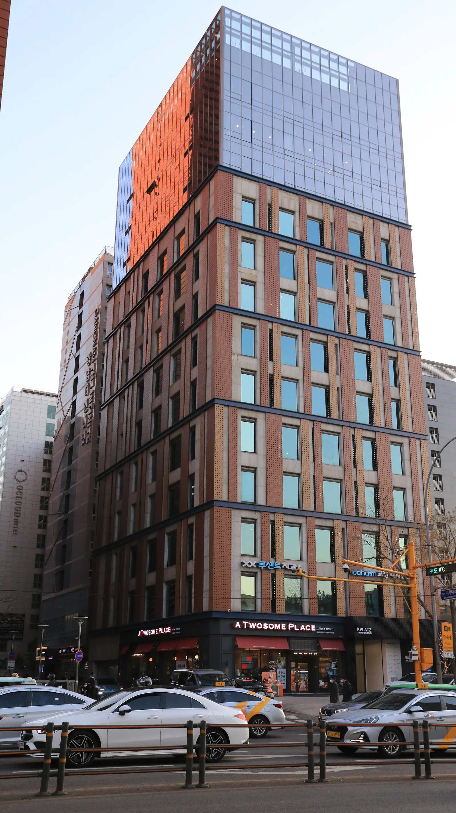 Arc Plastic Surgery (아크성형외과의원)
