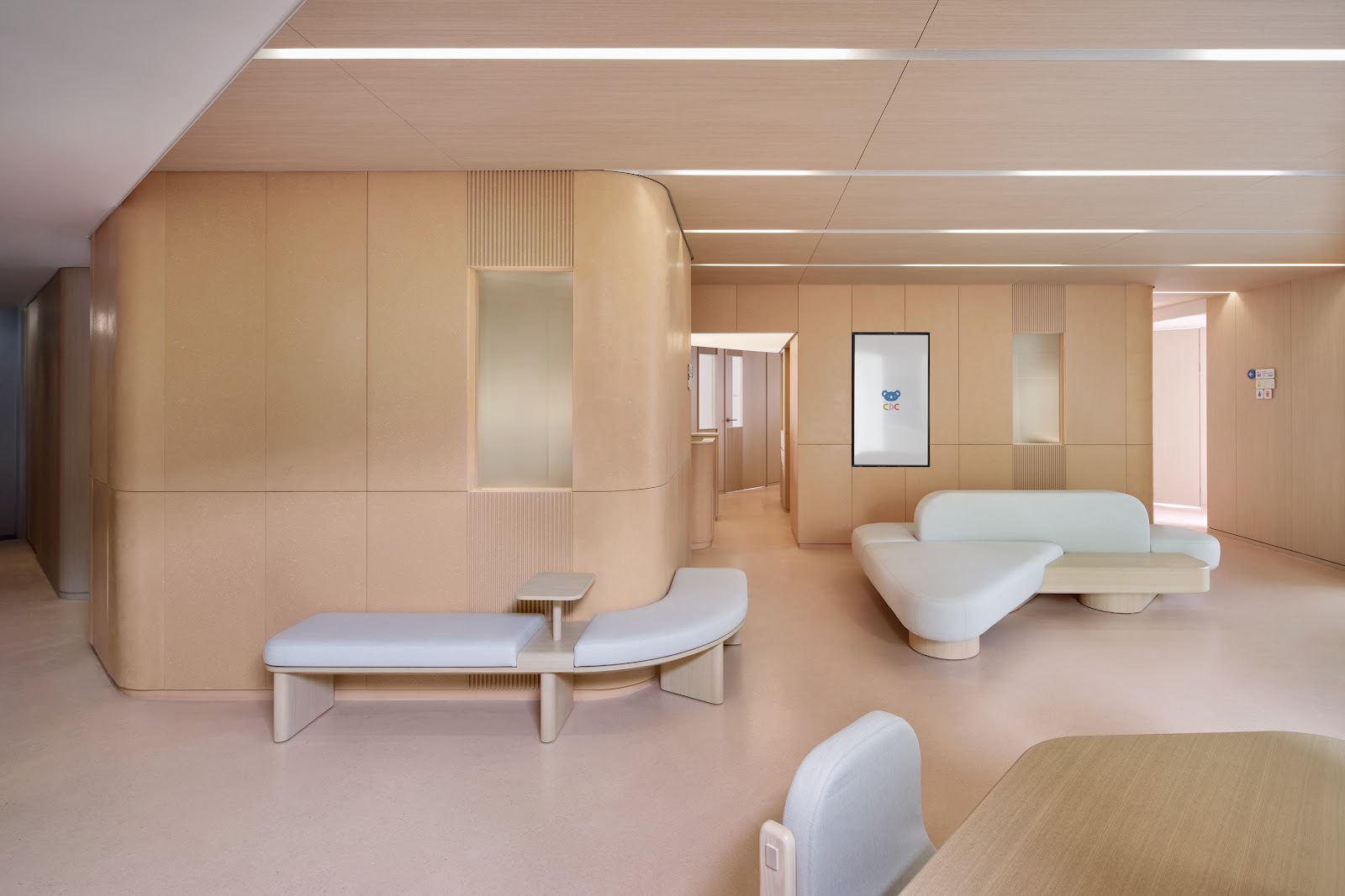 Children's Dental Center (씨디씨어린이치과의원)