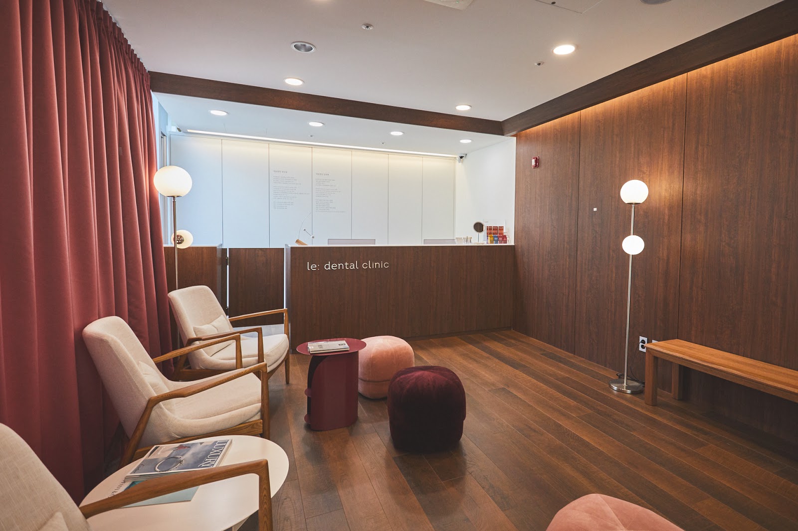 Le : Dental Clinic (르치과의원)