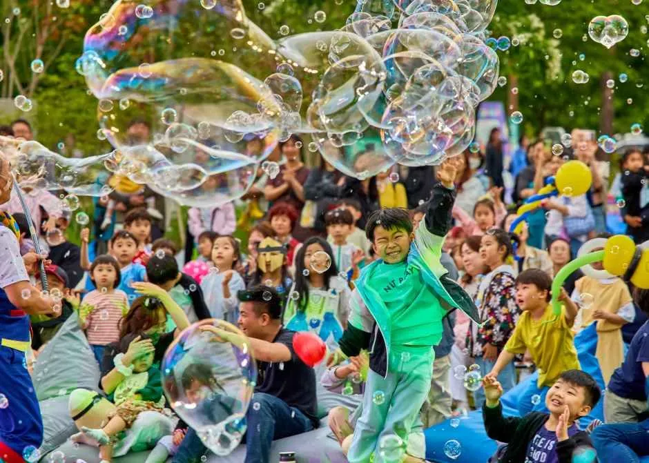 Hangang River Festival (한강페스티벌)