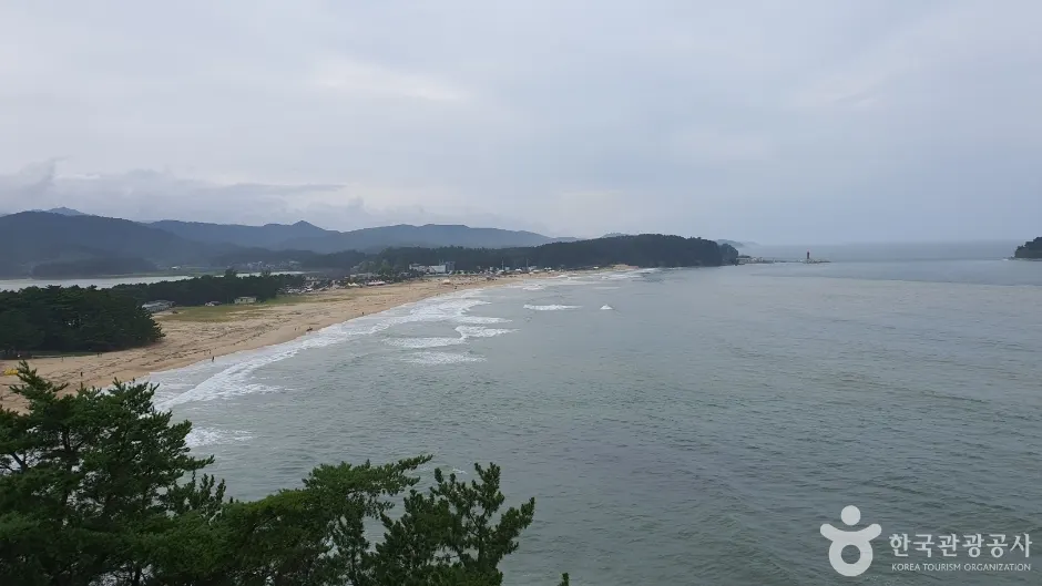 Hwajinpo Beach — Gangwon