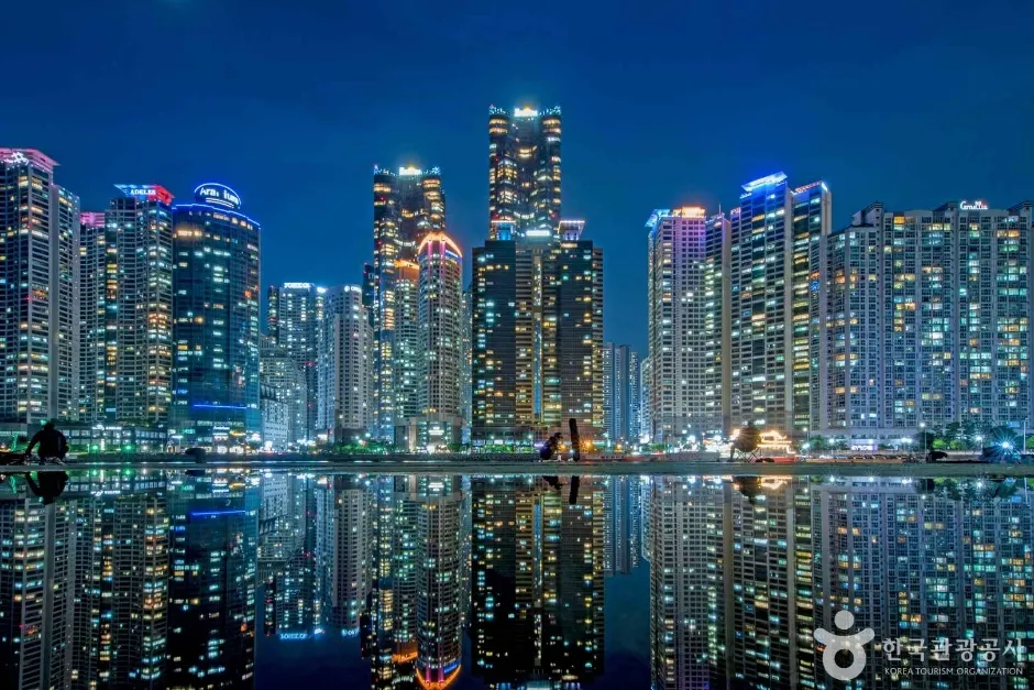 "A City of Towers by the Sea?"... Busan's Marine City, a Modern Skyline Spectacle