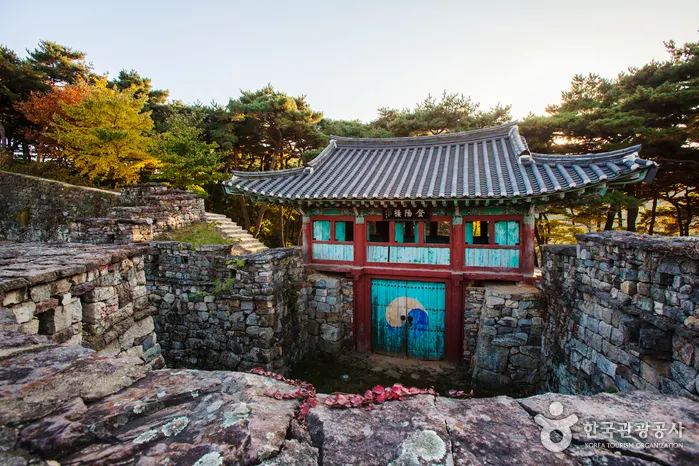 "조선시대 읍성 제대로 걸어볼까?"... 고창읍성, 완벽 보존된 성곽 마을